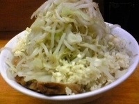 「小ラーメン（ヤサイ、ニンニクマシマシ）」@ラーメン二郎 立川店の写真