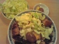 「太肉麺（大盛）+味付玉子+キャベツ」@桂花ラーメン 新宿ふぁんてんの写真