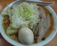 「味噌ラーメン+味付玉子、マヨガケ豚めし」@勝流ラーメン 麺徳の写真