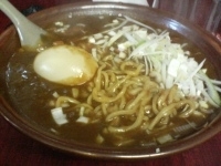 「カレー麺（麺多め）+サービス半ライス」@二代目めん家 味味の写真