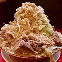 「豚ダブルラーメン（大） （ヤサイマシマシ・ニンニク・アブラ・カラ」@用心棒の写真