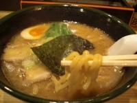 「番骨らーめん830円」@株式会社わたなべ屋製麺所 番長らーめんの写真