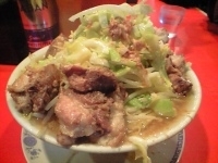 「ブタ入りラーメン（野菜・あぶら） 750円 + 大盛100円」@ラーメン二郎 府中店の写真