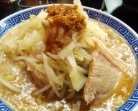 「ラーメン（野菜少なめ、にんにく少なめ）」@山勝角ふじ 南流山店の写真