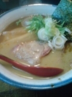 「特らぁめん（小盛り）」@らぁめん 葉月の写真