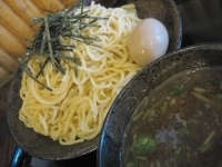 「つけ麺（中）880円（2玉）400g+クーポン煮玉子」@もちもちの木 白岡店の写真