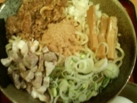 「まぜそば800円+大盛り150円+刻みたまねぎ30円=980円」@食処 渓の写真