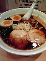 「味玉醤油らーめん」@匠屋 船橋店の写真