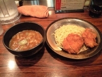 「チキンカツつけ麺（880円）」@つけ麺 大臣の写真