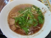 「魚介豚骨 ちゅるチュラ（普通の意） ミニラーメン 440円」@ちゅるるちゅーらの写真