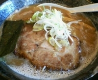 「中華そば ￥700 + 厚切り炙りチャーシュー ￥300」@麺堂 稲葉の写真