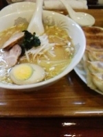 「ラーメンセット（味噌）865円」@独一処餃子 葛西店の写真