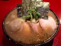 「チャーシューメン（麺硬め）+味付け卵」@厚木家の写真