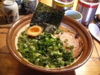 「白長浜+ネギ+替え玉（￥780+150+150）」@博多長浜らーめん よかとの写真