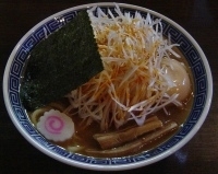「ネギらー麺+煮玉子」@自家製中華そば 麺 まる井の写真