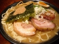 「真空そば大盛り（チャーシュー直火、バラ、炭火）￥1000」@喜元門 本店の写真