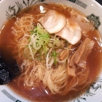「Aセット（中華そば+半チャーハン）￥620・麺固め+麺大盛りクー」@日高屋 新宿三丁目店の写真