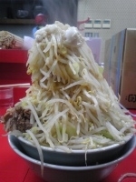 「ラーメン小、ヤサイダブルニンニクダブルアブラ」@ドン-キタモトの写真