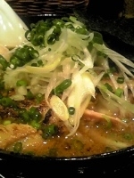 「黒虎らーめん全部入り」@炙り角煮らうめん 黒虎の写真