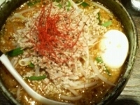 「みそカレーラーメン1000円+ライス100円=1100円」@らーめんダイニング ど・みそ 京橋本店の写真