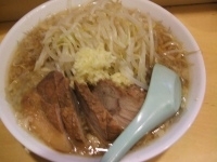 「ブタ+ニンニク」@ラーメン二郎 荻窪店の写真