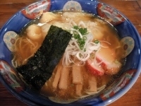 「特製ワンタン麺（ハーフ）  黒だし」@八雲の写真