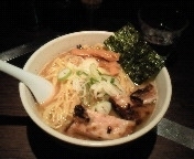 「らー麺（無料大盛り） 750円也」@麺屋武蔵 神山の写真