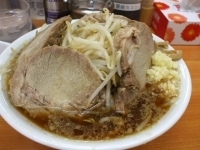 「豚入りラーメン」@勝流ラーメン 麺徳の写真