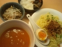 「4月限定 タンタンつけ麺まんぼお風+日替わりランチ丼（モツ煮込み」@らあめん工房 まんぼぉの写真