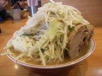 「小ラーメン 700円（ヤサイ・ニンニク・カラメ）」@ラーメン二郎 八王子野猿街道店2の写真