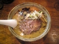 「胡麻ラーメン大盛+チャーシュー+味玉」@拉麺 阿修羅 船橋本店の写真