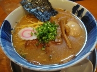 「三豚らーめん+味付玉子（750円）」@麺屋 湯や軒の写真