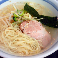 「塩ラーメン （500円）」@らーめん直久 川崎店の写真
