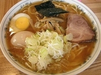 「中華そば（味玉+ねぎトッピング）」@東池袋大勝軒 ○高屋の写真