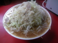 「大（ヤサイ・アブラましまし）」@ラーメン二郎 京急川崎店の写真