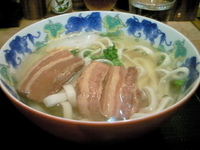 「木灰そばとジューシーのセット（700円→15時まで600円）」@沖縄木灰そば まーさぬやー 秋葉原店の写真