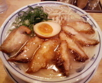 「豚とろらあめん」@らあめん 渋谷三丁目の写真