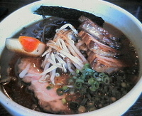 「黒チャーシューつきまる」@ラーメン厨房つきまるの写真