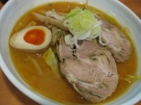 「味噌らぁめん（小辛）￥850+手打ち風麺￥20+大盛￥100+チ」@爆じゅう餃子 餃点の写真