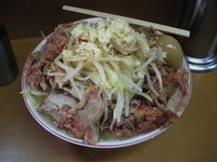 「どかもりブタダブルラーメン+味玉」@ラーメン二郎 高田馬場店の写真