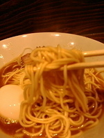 「中華そば+クーポンの味玉」@麺処 遊の写真