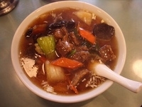 「牛腩湯麺」@萬来亭の写真