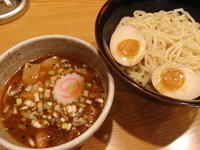 「つけめん+味付玉子」@響き屋の写真