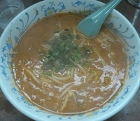 「激辛ラーメン、餃子」@博多 龍龍軒 お茶の水駅前店の写真