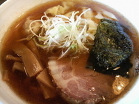 「海老わんたん麺（750円）」@荻窪らーめん 栄龍軒の写真