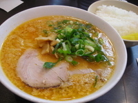 「辛旨ラーメンみそ風味860円」@京都銀閣寺 ますたにラーメン 日本橋本店の写真