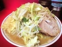 「◎大ラーメン（野菜・ニンニク）￥750」@ラーメン二郎 千住大橋駅前店の写真