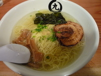 「塩そば 700円」@まるきゅうらあめん 福岡店の写真