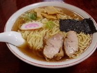 「ラーメン（大盛り）」@味家 かんざんの写真