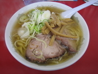 「手打ちラーメン」@一品香 今宮店の写真